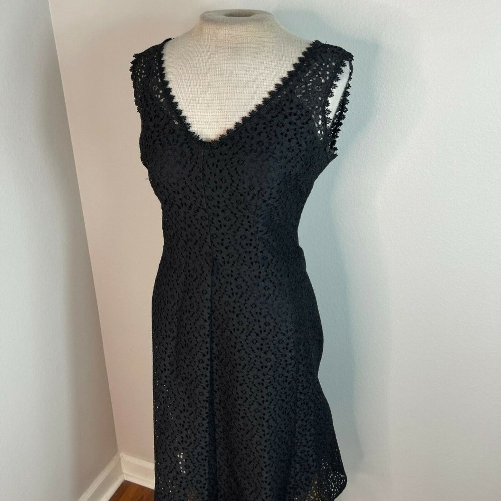 WHBM White House Black Market Lace Fit Flare Dress Black Size 6 - Picture 3 of 7